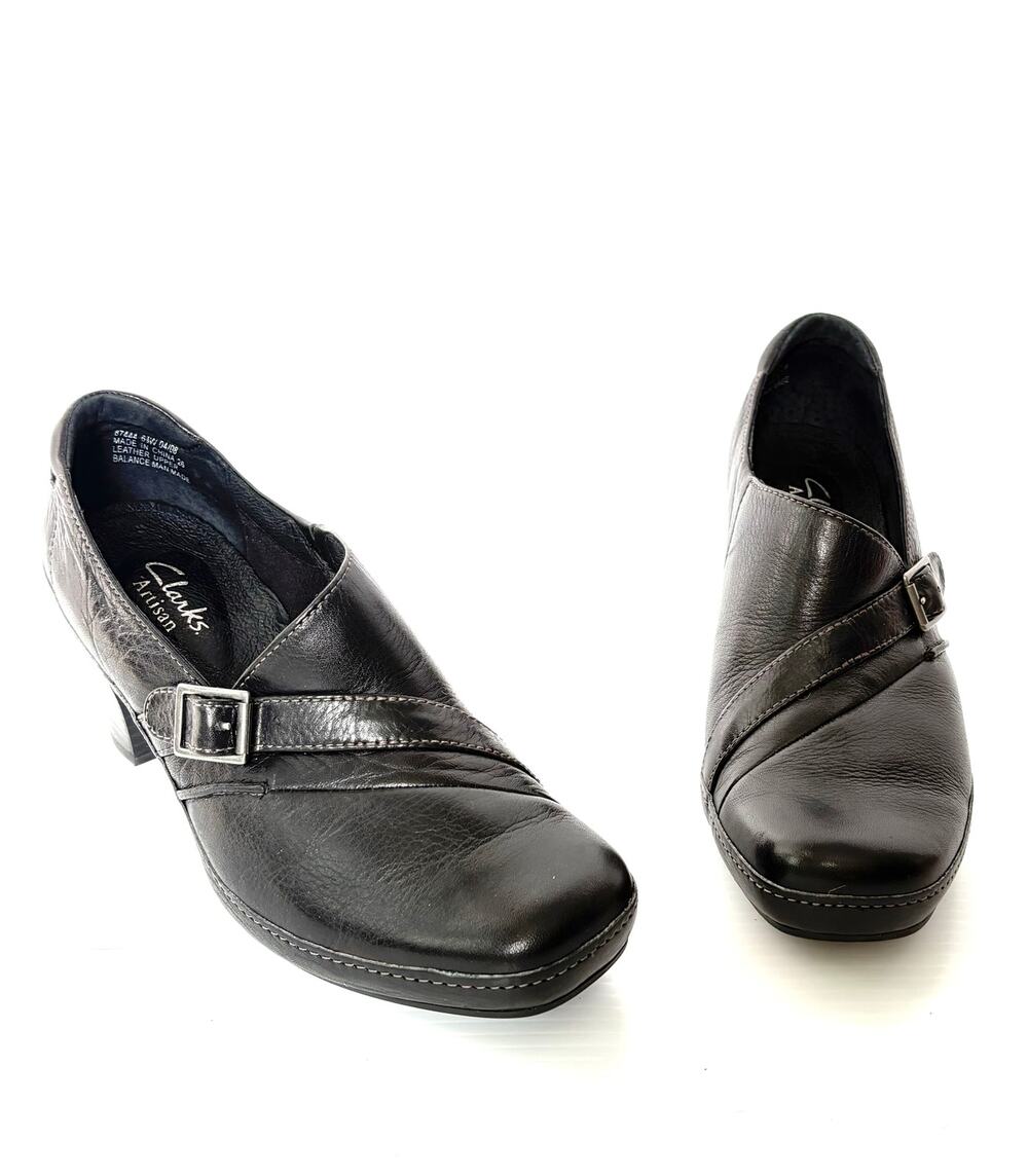 Clarks Artisan Shoes black leather Active Air comfort bootie slip in Women’s 6.5
